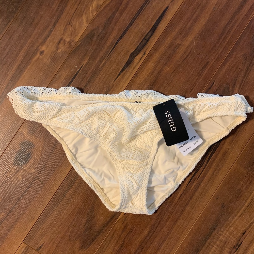NWT guess cream lace bikini bottoms
